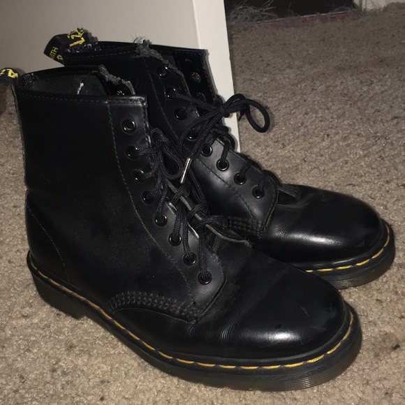 doc martens goth boots